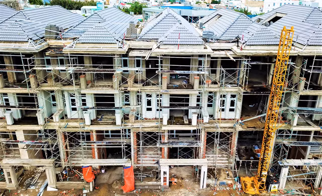 TP HCM de xuat khong cap dien, nuoc cho cong trinh vi pham xay dung