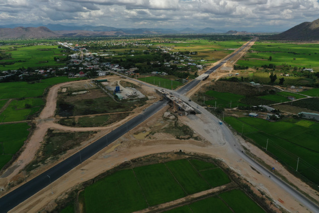 Can canh tuyen cao toc 11.000 ty Vinh Hao - Phan Thiet