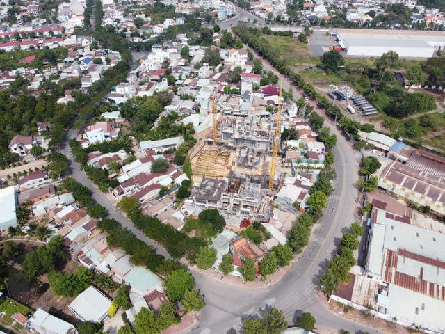 Bình Dương: Tổ chức cắm biển báo các dự án huy động vốn trái phép Binh Duong: To chuc cam bien bao cac du an huy dong von trai phep