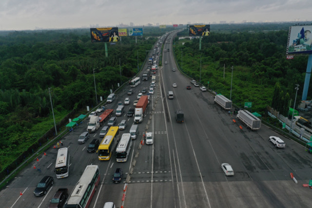 O to lai un u keo dai tren cao toc TP HCM - Long Thanh - Dau Giay-Hinh-5