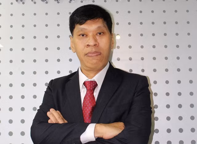 Chứng khoán thực chiến: Đừng 'bán miền xuôi nuôi miền ngược' Chung khoan thuc chien: Dung 'ban mien xuoi nuoi mien nguoc'