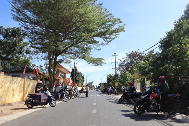 Điểm danh những gói thầu “một mình một ngựa” tại Cư M'gar, Đắk Lắk - Hình 2 Diem danh nhung goi thau “mot minh mot ngua” tai Cu M'gar, Dak Lak-Hinh-2