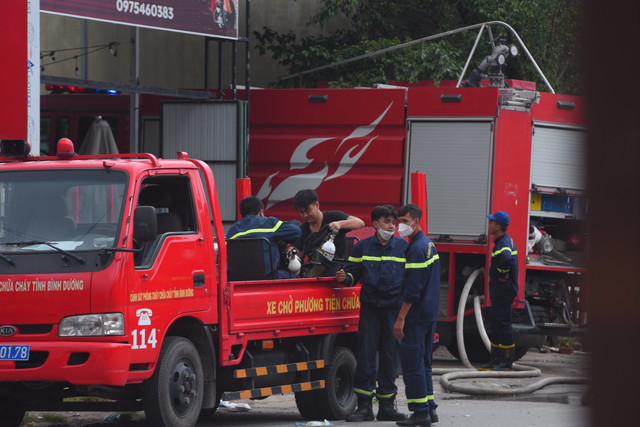 Vu chay quan karaoke o Binh Duong khien 12 nguoi chet: Nhung thong tin moi nhat-Hinh-3