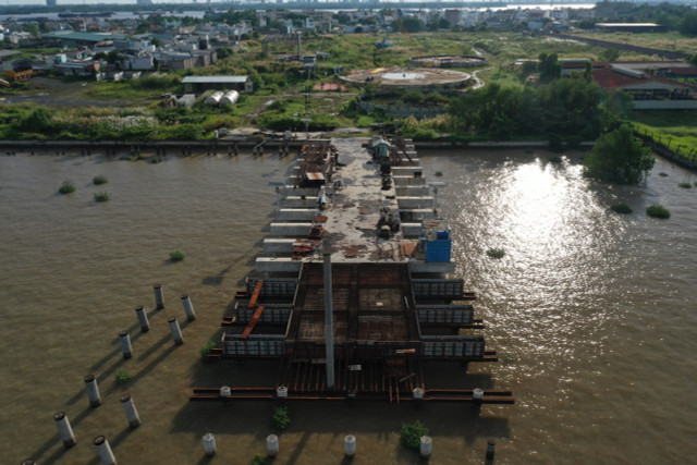 Cận cảnh dự án tổng kho xăng dầu hàng nghìn tỷ thi công dở dang ở TP HCM - Hình 7 Can canh du an tong kho xang dau hang nghin ty thi cong do dang o TP HCM-Hinh-7