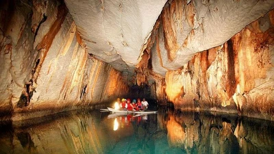 Giật mình trước cảnh quan kỳ vĩ ở vườn quốc gia nổi tiếng Philippines