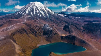 Khám phá vườn quốc gia Tongariro: Cảnh quan kỳ vĩ và di sản văn hóa đặc sắc