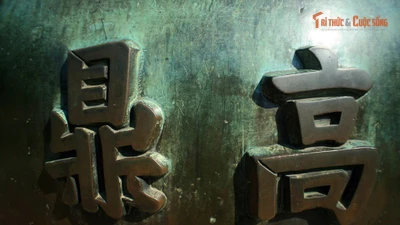 Khám phá Cửu Đỉnh đồng - biểu tượng quyền lực triều Nguyễn