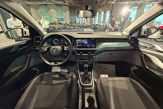 Skoda Kushaq được giới thiệu tại thị trường Việt Nam vào 29/6/2025 và là mẫu xe đầu tiên của hãng được lắp ráp trong nước. 3-7125.jpg