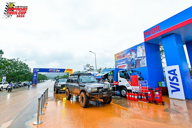 Bên cạnh khu vực thi đấu, khán giả có cơ hội trải nghiệm lái thử xe off-road tại bốn đường thử đến từ các thương hiệu Ford, Toyota, Suzuki, Subaru và GWM. 2-8368.jpg