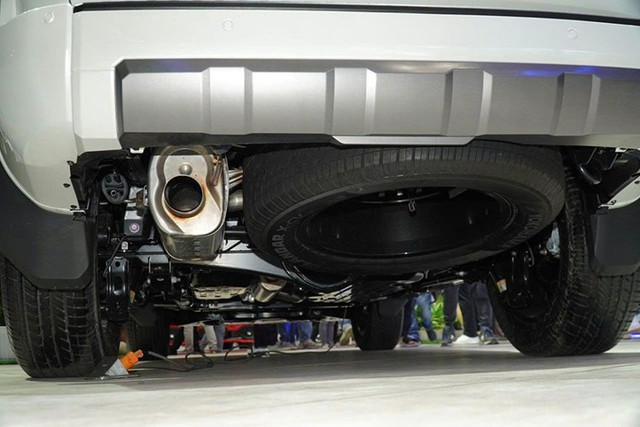Toyota Land Cruiser Prado LC250 sử dụng động cơ xăng tăng áp 2.4L, cung cấp công suất tối đa 267 mã lực và mô-men xoắn 430 Nm. 5.jpg