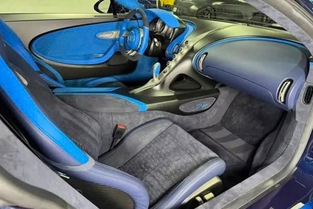 Chiếc siêu xe Bugatti Divo đã qua sử dụng trong bài viết này được cho là mới chỉ chạy được 1.260 km, nên rất ít khi được sử dụng. 4-5592.jpg