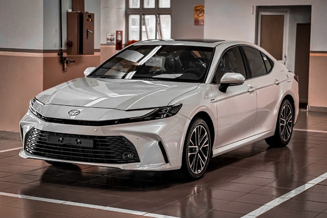 Trong tháng 7, có 121 xe Camry HEV được bán ra thị trường. 6-5599.jpg