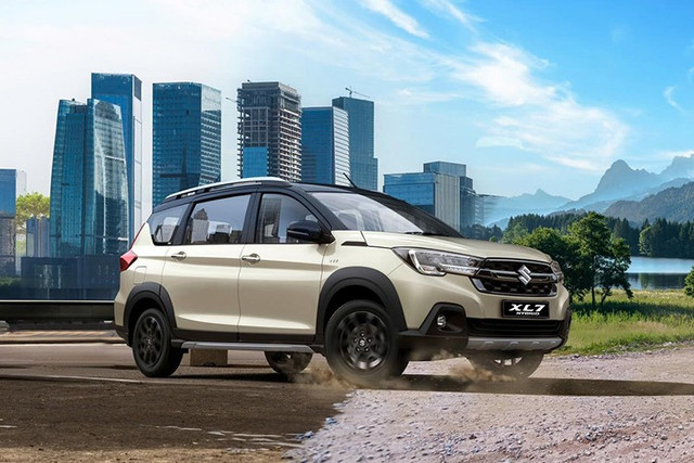Suzuki XL7 Hybrid duy trì đà tăng với 219 xe, tăng 19,02%. 4-5080.jpg