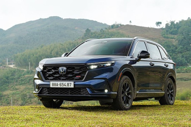 Với 141 xe được bán ra, Honda CR-V e:HEV đứng ở vị trí thứ 4. 5-8115.jpg
