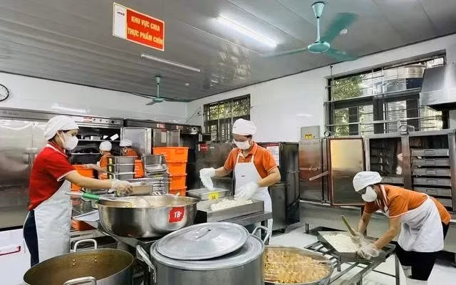 Hà Nội ra chỉ đạo mạnh về an toàn thực phẩm sau vụ thịt lợn bệnh