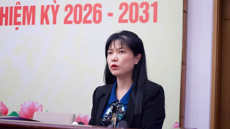 Cử tri cao tuổi tham gia tích cực, gương mẫu bầu cử