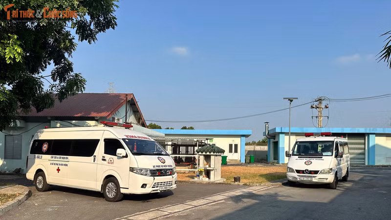 Biển lửa bao trùm dãy nhà trọ ở TP HCM, 7 người thương vong