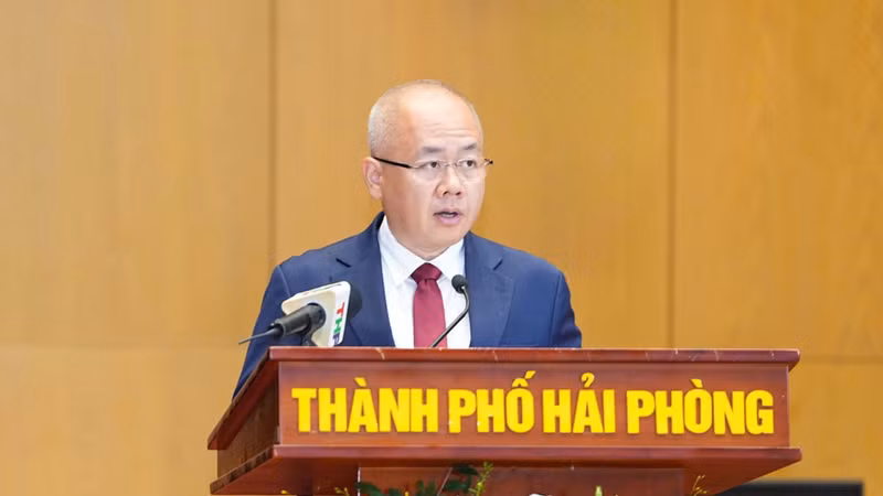 Ông Đỗ Thành Trung giữ chức Chủ tịch UBND thành phố Hải Phòng