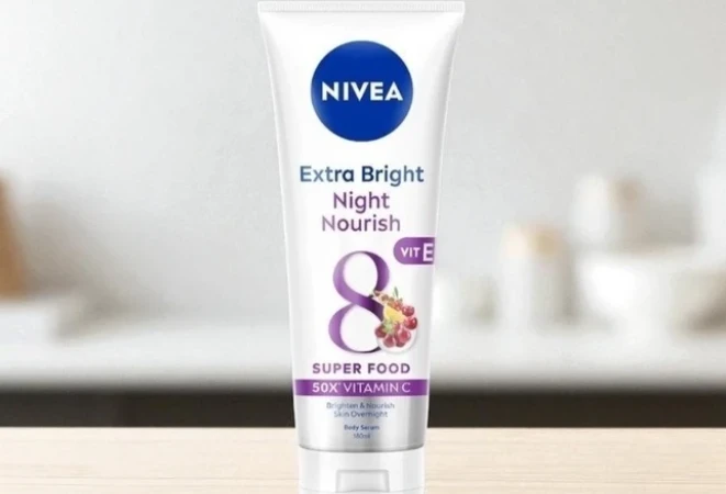 Sản phẩm Nivea Extra Bright Night Nourish. Ảnh baovanhoa.vn