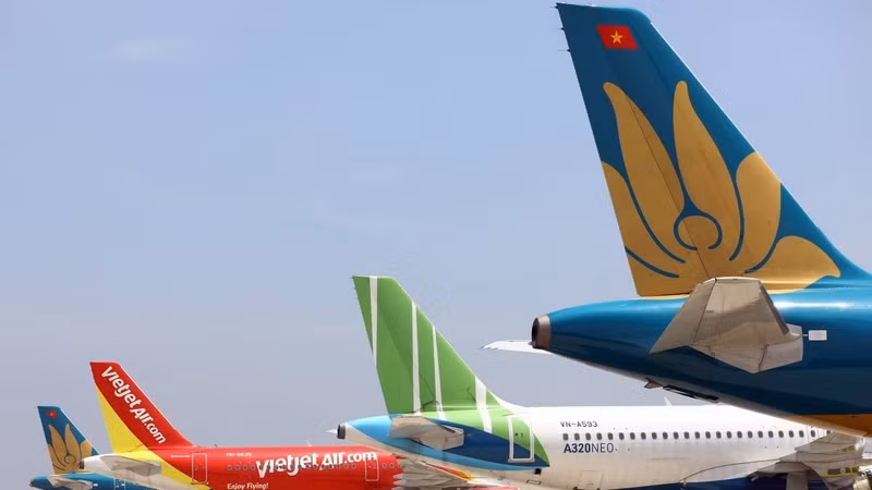 Làm rõ cơ sở phụ thu nhiên liệu, cân nhắc nới trần vé bay nội địa