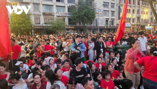 Truc tiep: Dieu binh dieu hanh ky niem 50 nam giai phong mien Nam, thong nhat dat nuoc-Hinh-32