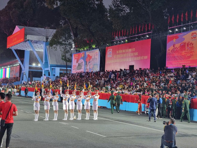 Truc tiep: Dieu binh dieu hanh ky niem 50 nam giai phong mien Nam, thong nhat dat nuoc-Hinh-37