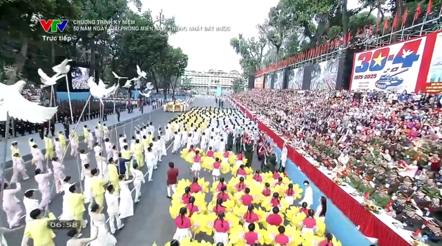 Truc tiep: Dieu binh dieu hanh ky niem 50 nam giai phong mien Nam, thong nhat dat nuoc-Hinh-26