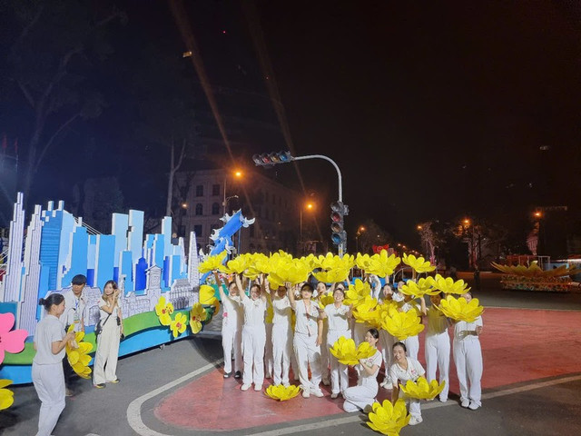 Truc tiep: Dieu binh dieu hanh ky niem 50 nam giai phong mien Nam, thong nhat dat nuoc-Hinh-46