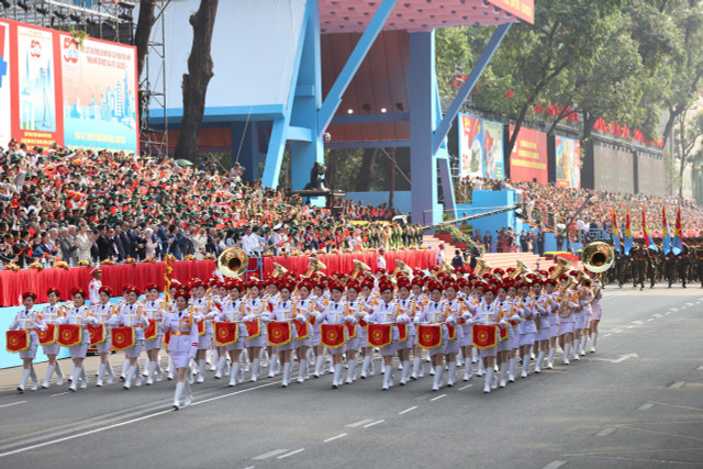 Truc tiep: Dieu binh dieu hanh ky niem 50 nam giai phong mien Nam, thong nhat dat nuoc-Hinh-4