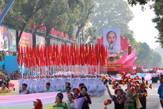 Truc tiep: Dieu binh dieu hanh ky niem 50 nam giai phong mien Nam, thong nhat dat nuoc-Hinh-9