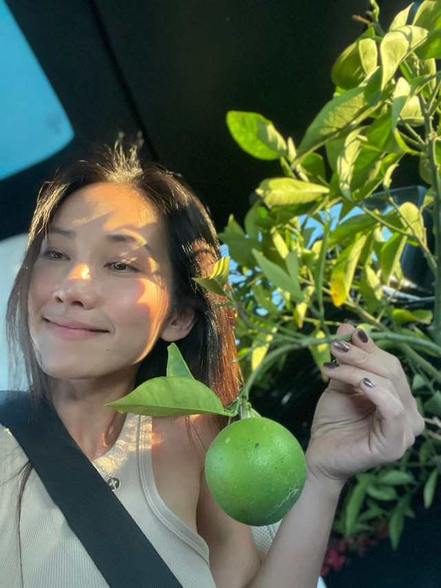 Me man khong gian xanh muot trong nha vuon cua Kim Hien o My-Hinh-9