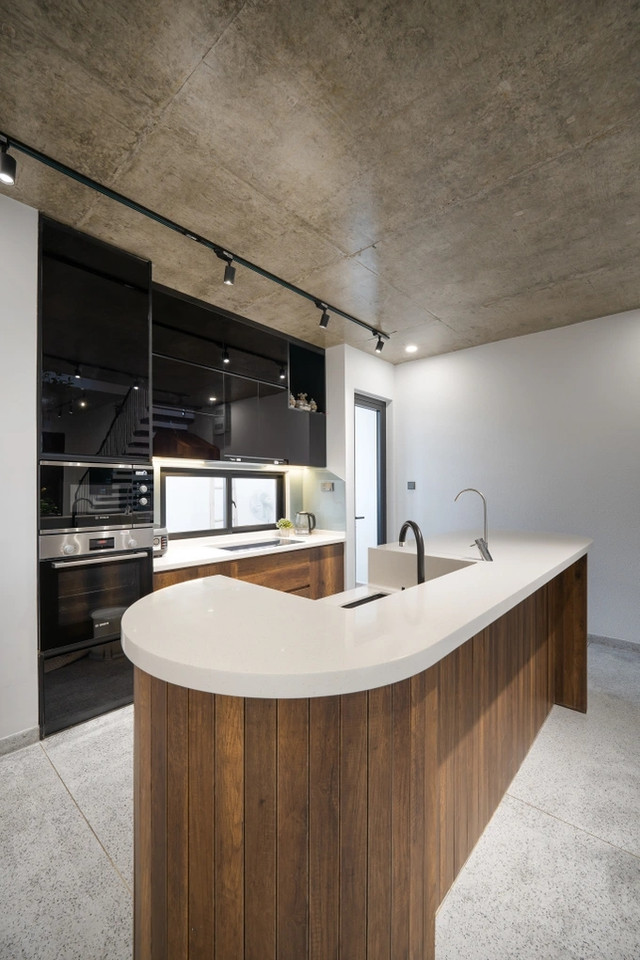 Di xem ngoi nha 'khong mai' mat quanh nam o Da Nang-Hinh-15