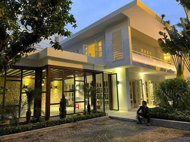Chi Bảo mạnh tay tậu biệt thự ở khu vực đắt đỏ Sài Thành - Hình 11 Chi Bao manh tay tau biet thu o khu vuc dat do Sai Thanh-Hinh-11