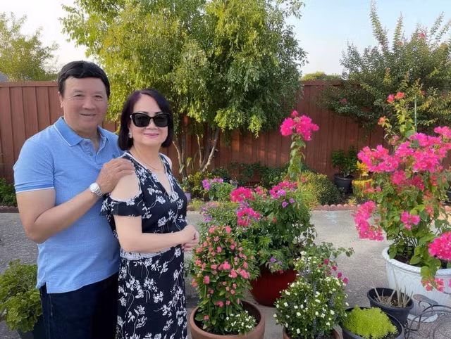 Chi tiet khu vuon ngap cay trai cua NSUT Bao Quoc tai My
