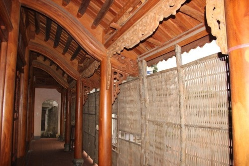 Trầm trồ nhà gỗ mít kiến trúc cổ của lão nông Hà Nội - Hình 10 Tram tro nha go mit kien truc co cua lao nong Ha Noi-Hinh-10