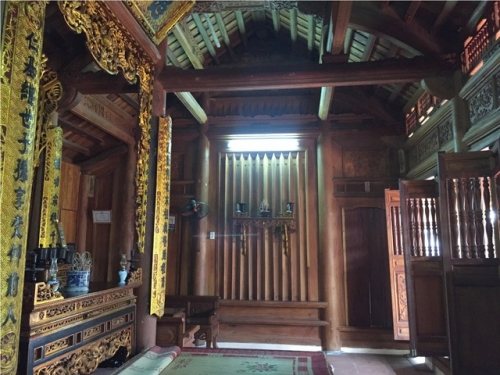 Trầm trồ nhà gỗ mít kiến trúc cổ của lão nông Hà Nội - Hình 3 Tram tro nha go mit kien truc co cua lao nong Ha Noi-Hinh-3