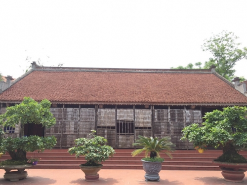 Trầm trồ nhà gỗ mít kiến trúc cổ của lão nông Hà Nội - Hình 2 Tram tro nha go mit kien truc co cua lao nong Ha Noi-Hinh-2