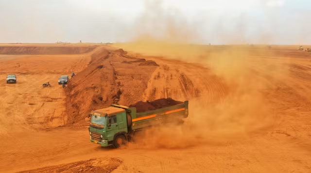 Vao xem cong truong san bay quoc te lon nhat Viet Nam-Hinh-8