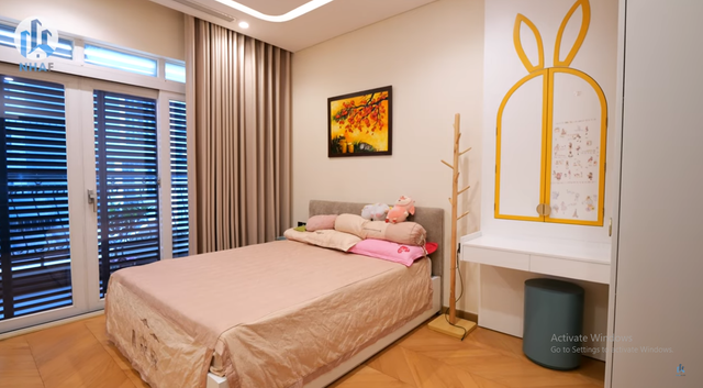 Bên trong biệt thự toàn gốm sứ của đại gia Hà Nội - Hình 10 Ben trong biet thu toan gom su cua dai gia Ha Noi-Hinh-10