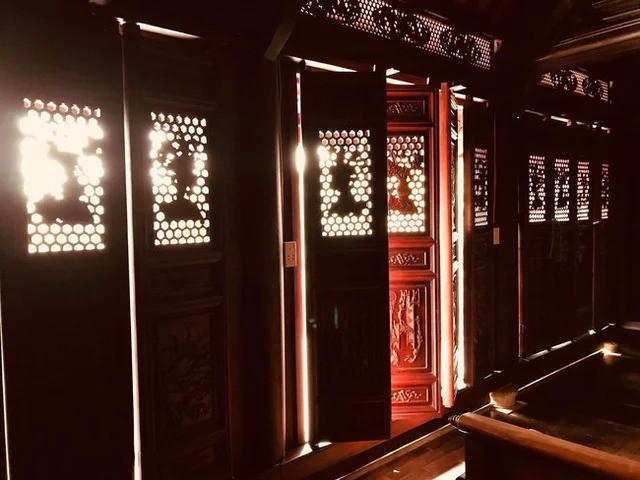 Cận cảnh biệt phủ gỗ lim rộng 1.000m2 ở Nam Định - Hình 8 Can canh biet phu go lim rong 1.000m2 o Nam Dinh-Hinh-8