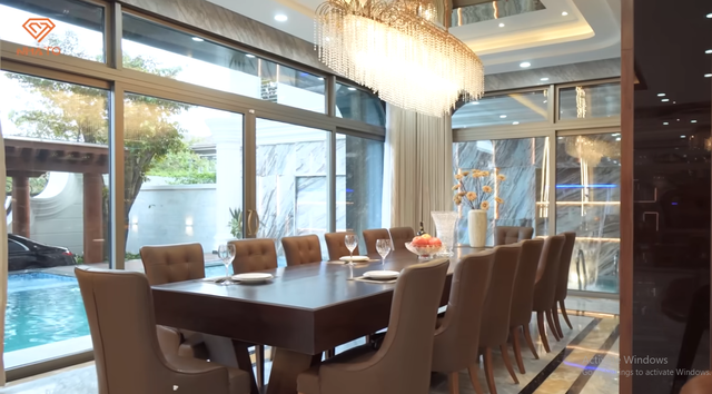 Choáng với siêu biệt thự của đại gia Đà Nẵng - Hình 9 Choang voi sieu biet thu cua dai gia Da Nang-Hinh-9