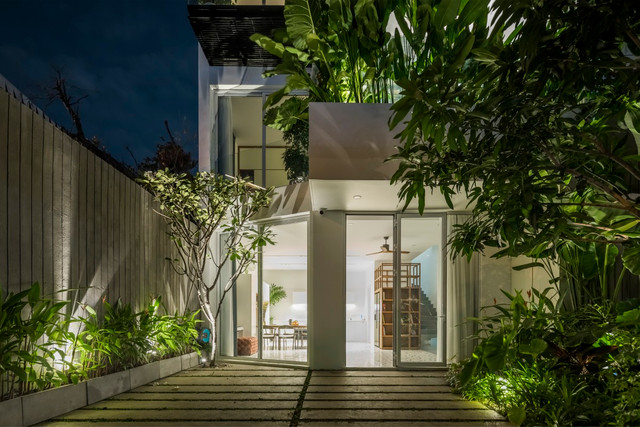 Cận cảnh nhà phố phủ cây xanh tựa resort giữa TP HCM - Hình 3 Can canh nha pho phu cay xanh tua resort giua TP HCM-Hinh-3