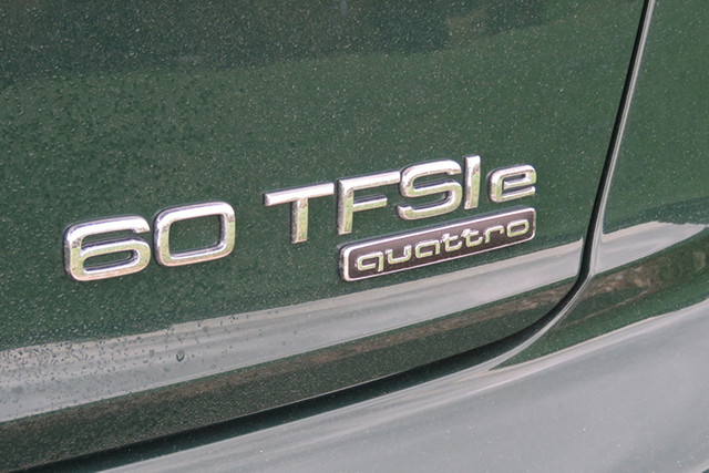 A8L - nhung gi sang trong nhat cua Audi co gia gan 3 ty sap ve Viet Nam-Hinh-5