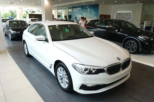 Khám phá BMW 5-Series 2019 mới giá 2,4 tỷ tại Việt Nam Kham pha BMW 5-Series 2019 moi gia 2,4 ty tai Viet Nam