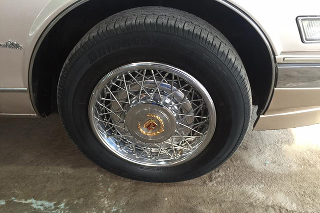 Xe Cadillac Seville dùng 35 năm bán 1,5 tỷ ở Sài Gòn - Hình 5 Xe Cadillac Seville dung 35 nam ban 1,5 ty o Sai Gon-Hinh-5