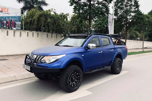 Xe đời 2015 biển khủng giá gần 1 tỷ gọi tên Mitsubishi Triton Xe doi 2015 bien khung gia gan 1 ty goi ten Mitsubishi Triton