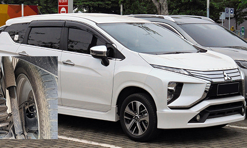 Mitsubishi Xpander lại bị khách Việt "tố" chảy dầu Mitsubishi Xpander lai bi khach Viet