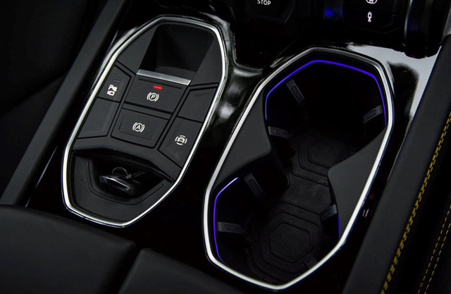 Can canh Lamborghini Urus 22 ty dong cua dai gia Dang Le Nguyen Vu-Hinh-8