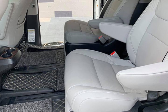 Toyota Sienna đã qua sử dụng giá 4,3 tỷ ở Sài Gòn - Hình 8 Toyota Sienna da qua su dung gia 4,3 ty o Sai Gon-Hinh-8