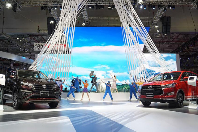 Vì sao Toyota không có xe mới tại Triển lãm ôtô Việt Nam 2019? - Hình 2 Vi sao Toyota khong co xe moi tai Trien lam oto Viet Nam 2019?-Hinh-2